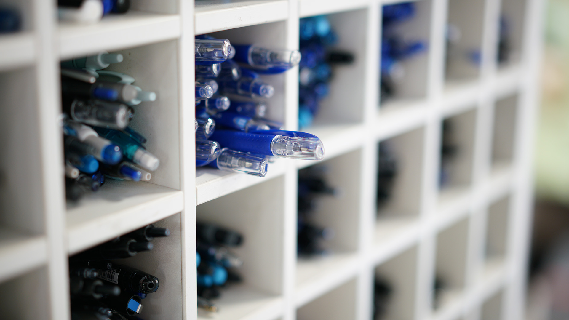 Kırtasiye Mağazaları Tasarım ve Uygulamaları (3)